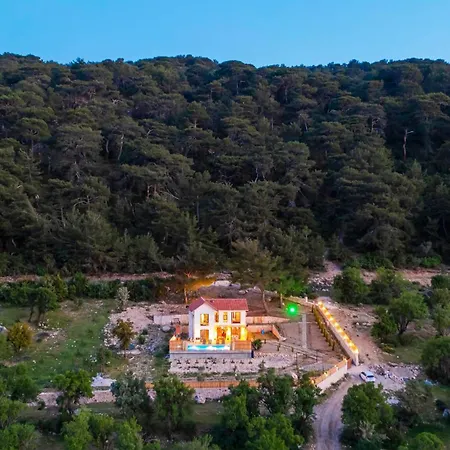 فيلة Casa Luna *