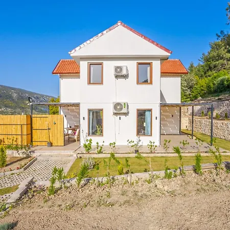 Casa Luna * Каш